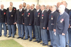 007-the-choir-performing-at-ludlow-races_27912275399_o
